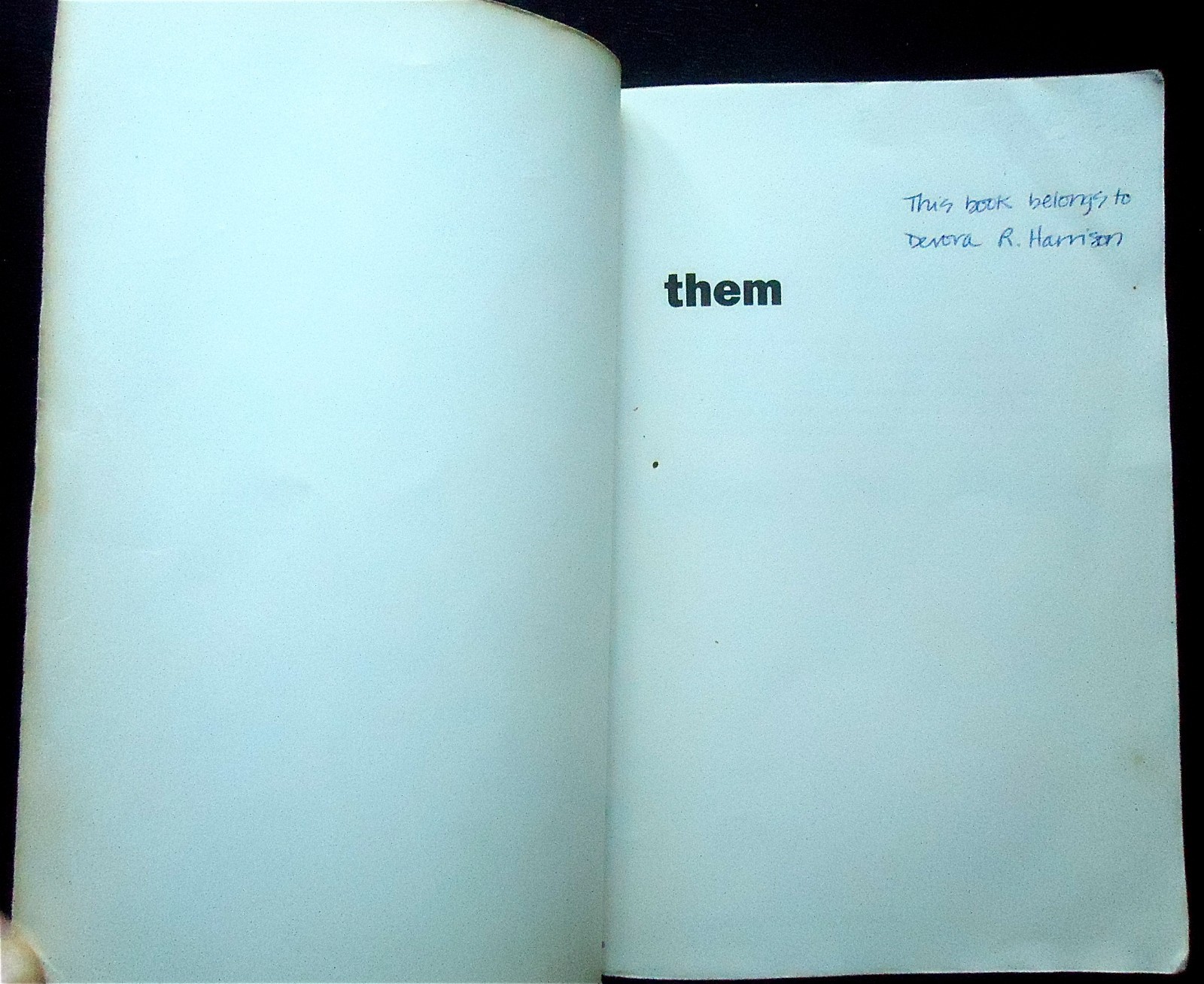 them by Joyce Carol Oates, paperback, 1969 *Signed* VG- Free Shipping
