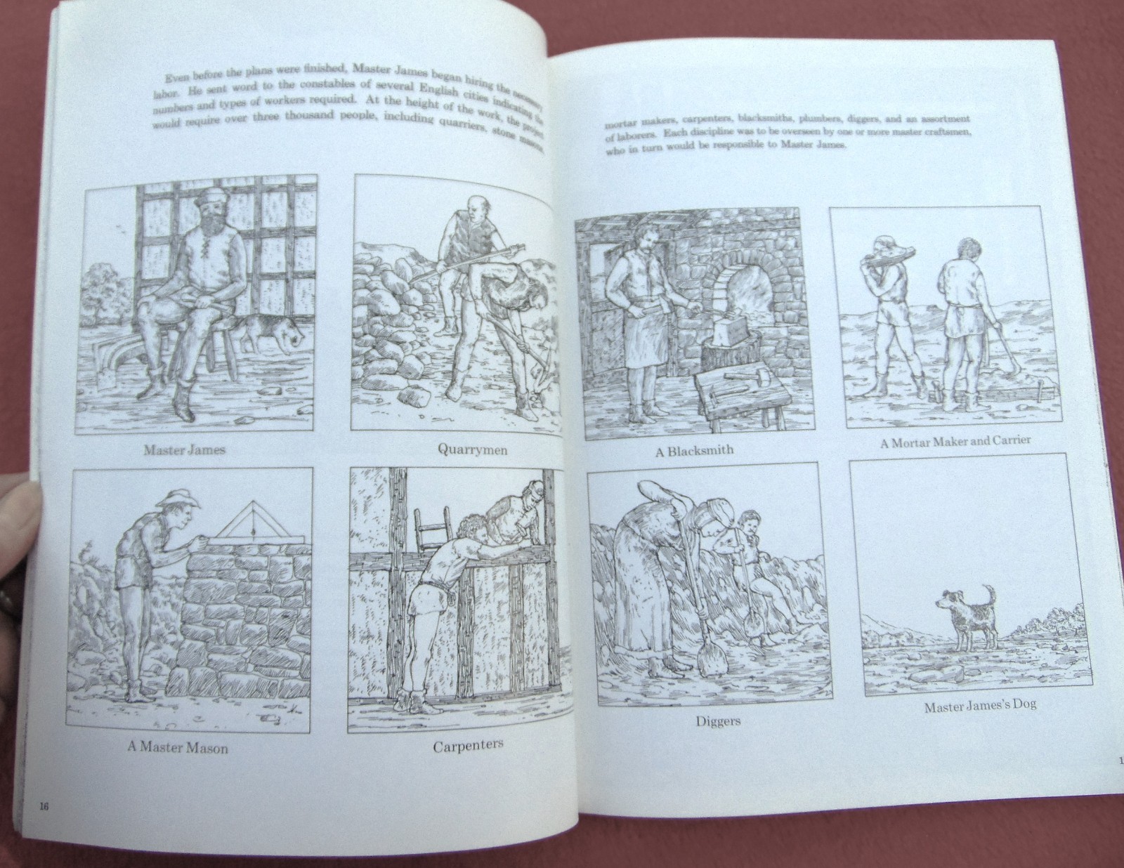 CASTLE ~BY DAVID MACAULAY~VINTAGE BOOK 1977 ~ LARGE 9″ x12″ ~ PRISTINE CONDITION