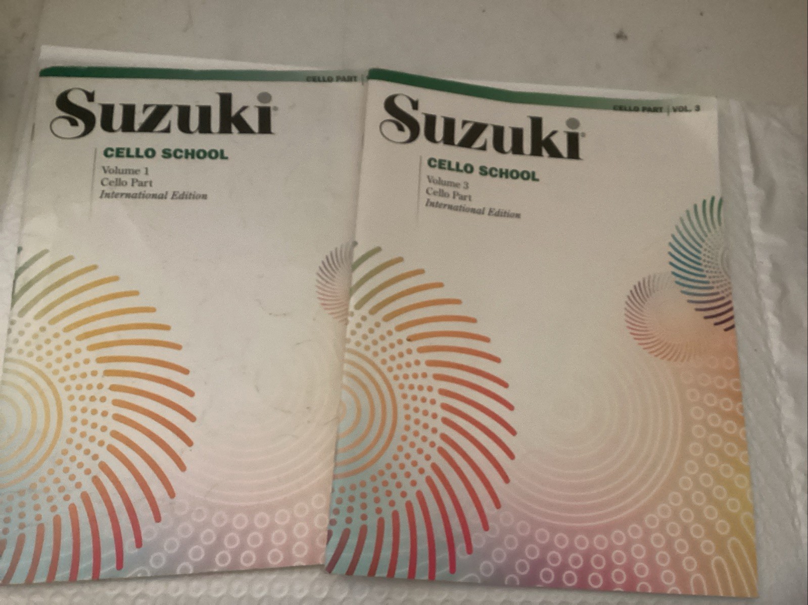 Lot 2 Suzuki Cello School, Vol. 1 & 3 Cello Part, Revised Edition