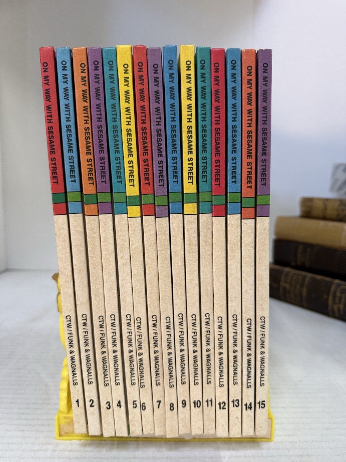 Complete Set THE SESAME STREET TREASURY LIBRARY 1-15 1989 ABCs 123s With Stand