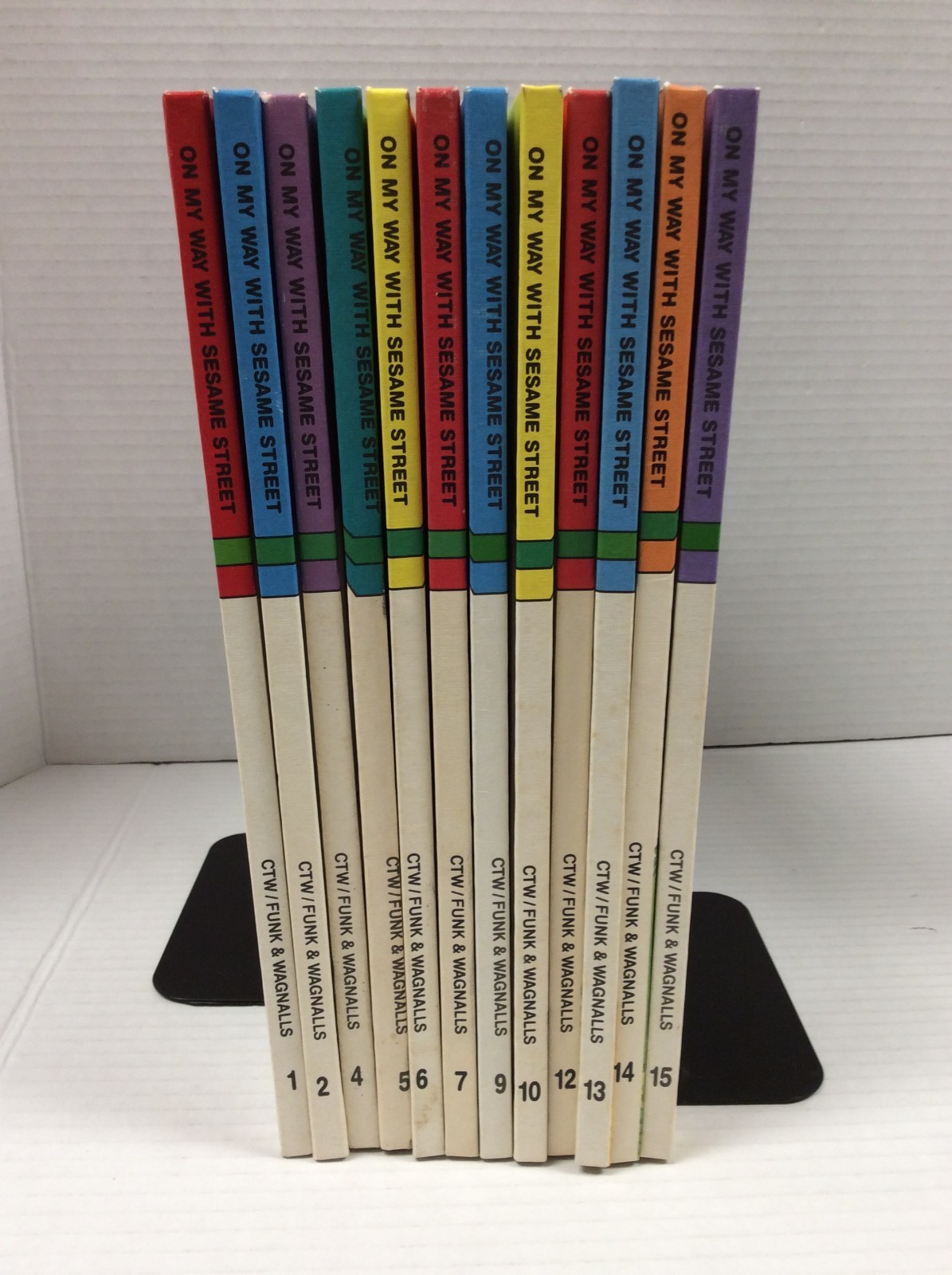 ON MY WAY WITH SESAME STREET LOT OF 12 HC 1989