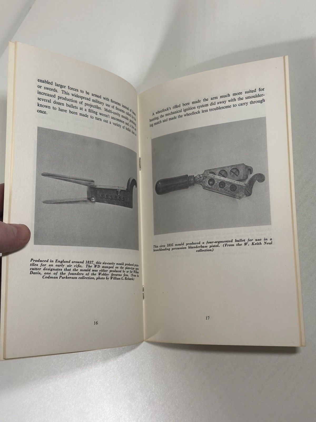 A Brief History of Bullet Moulds by Codman Parkerson (1974, Softcover Booklet)