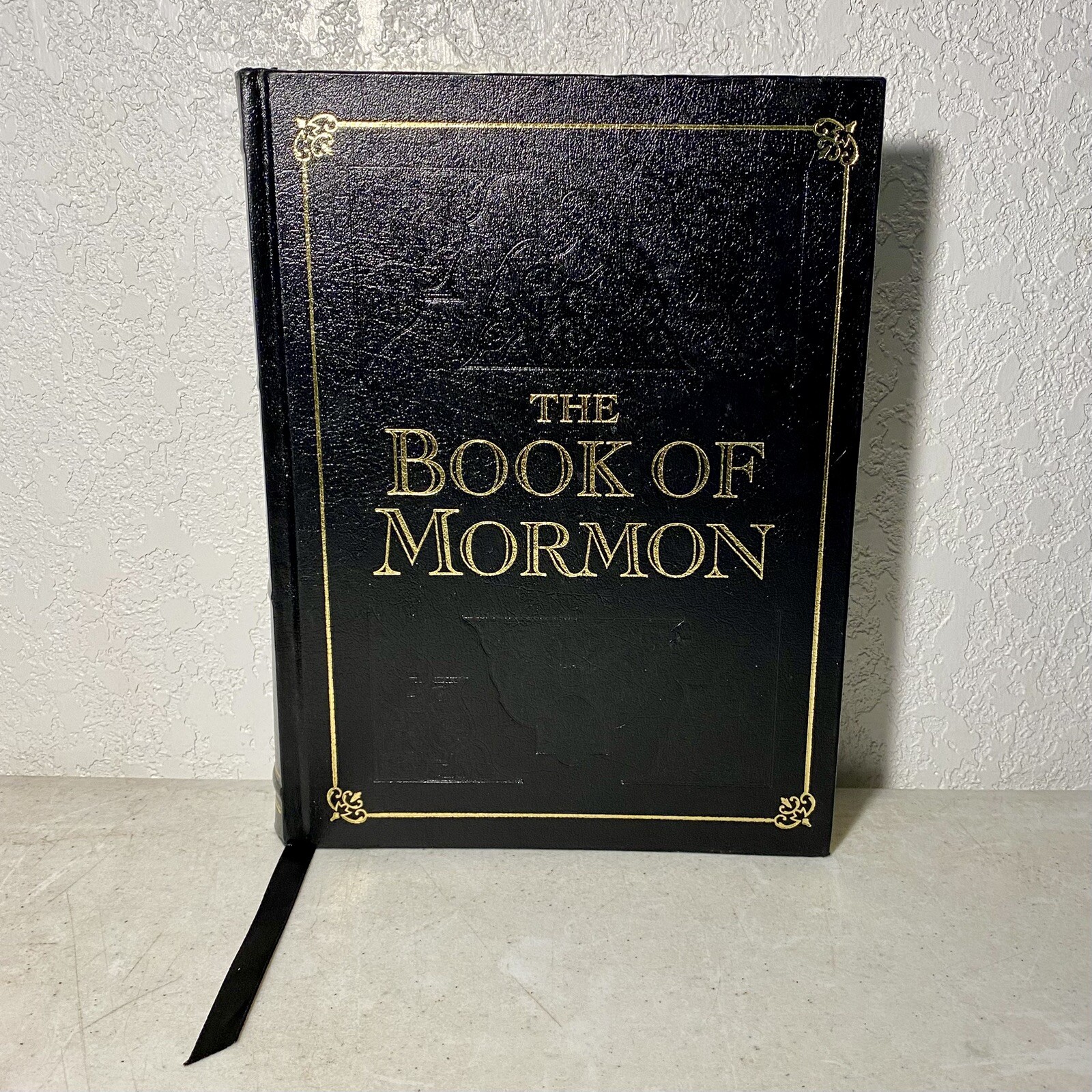 The Book of Mormon – Hardcover By Joseph Smith – Deseret Book Company 2001