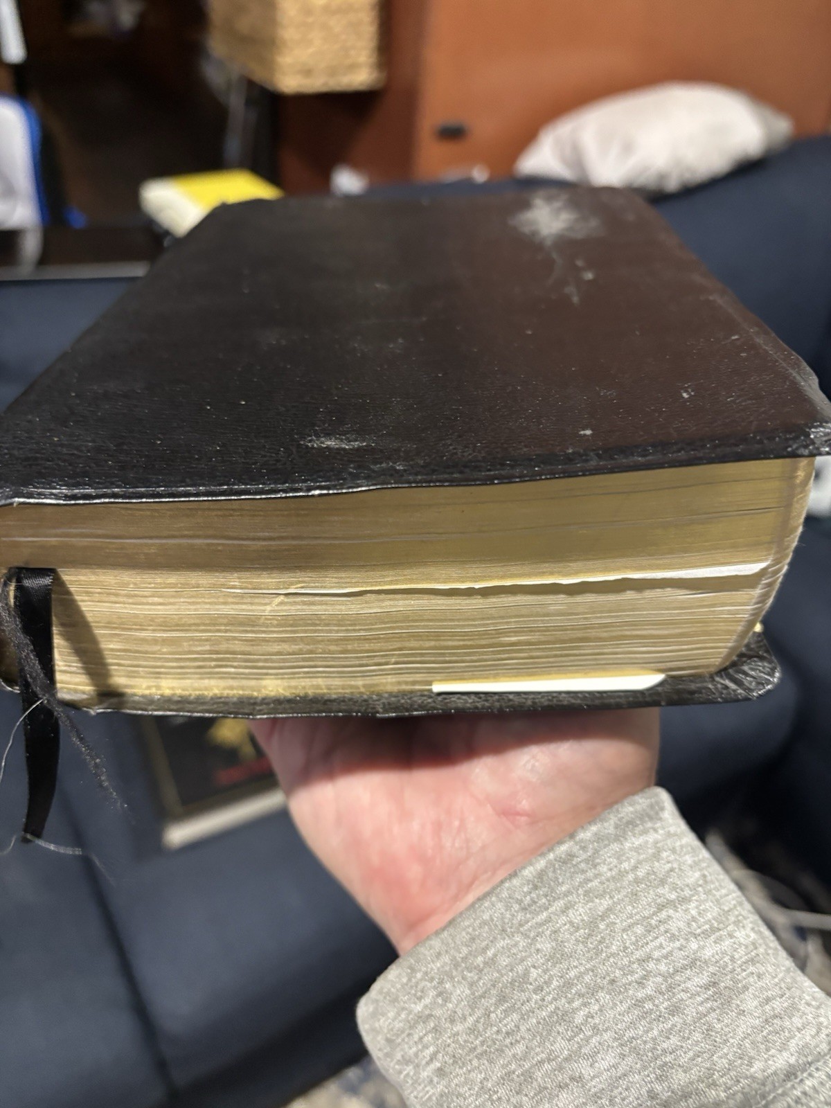Nelson’s New King James Version 1997 Study Bible Black Bonded Leather #2885N