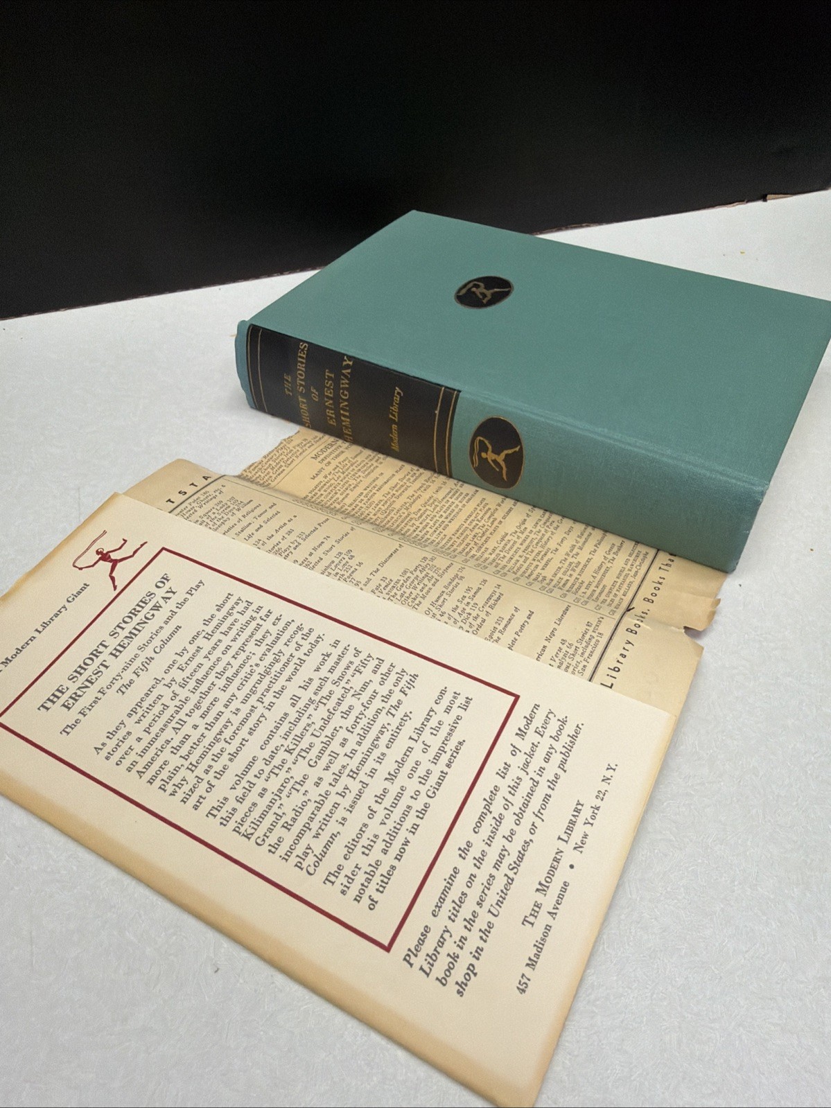The Short Stories Of Ermest Hemingway 1938 Modern Library HC/ DC
