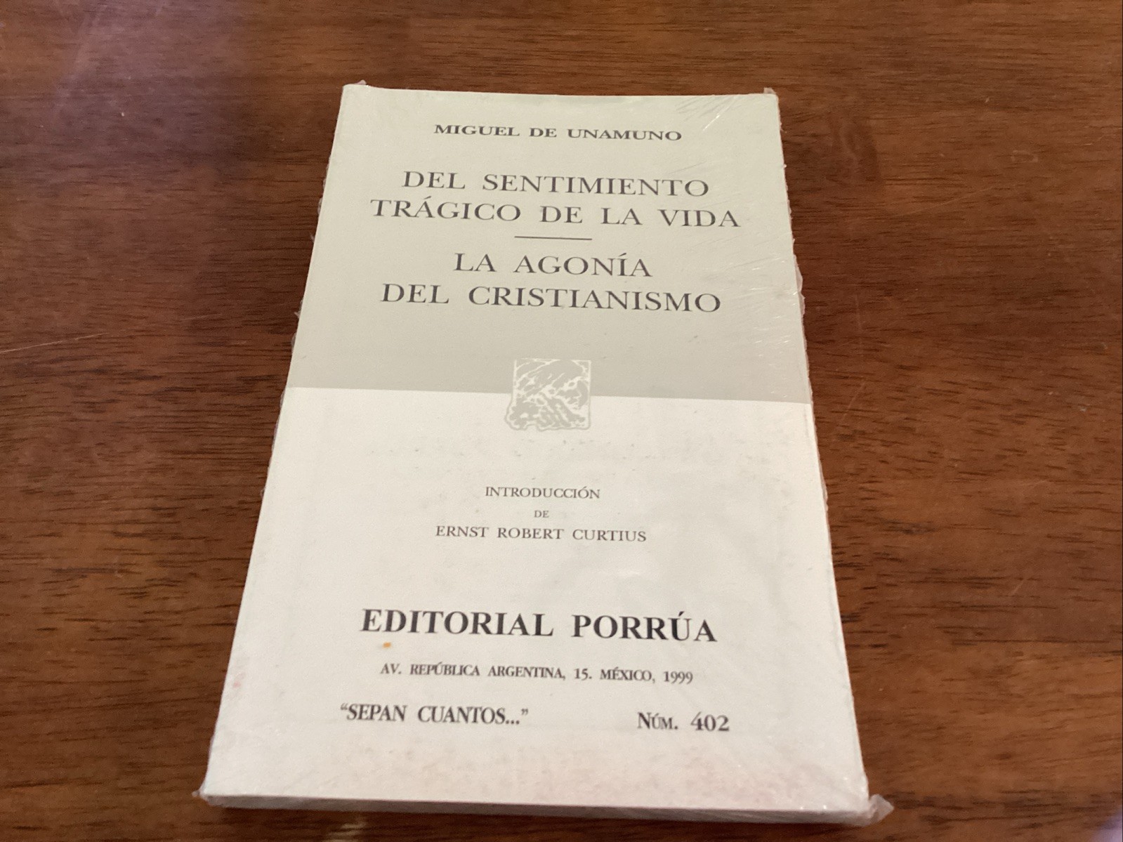 Del Sentimiento Tragico de la Vida en Los Hombres y en los Pueblos by Unamuno