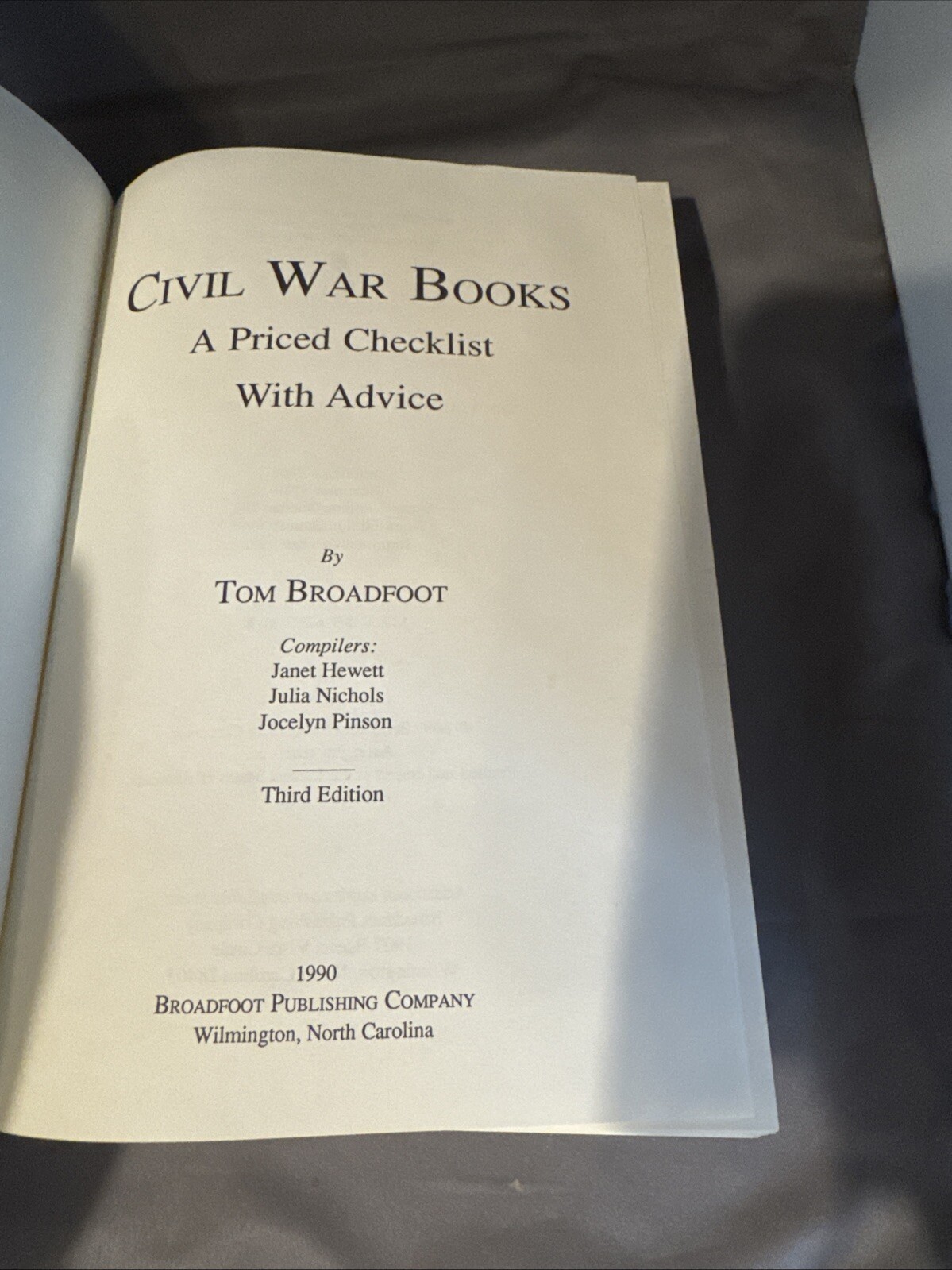 Civil War Books: A Priced Checklist | Tom Broadfoot (1990) 3rd Ed *NM – 9.4*
