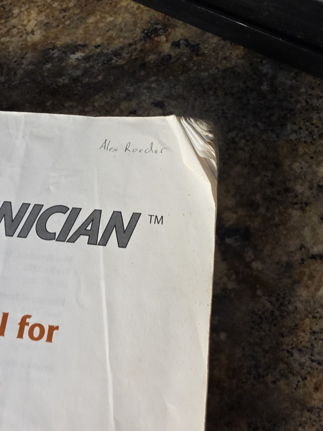 Today’s Technician: Automotive – Paperback, by Hollembeak Barry – Acceptable