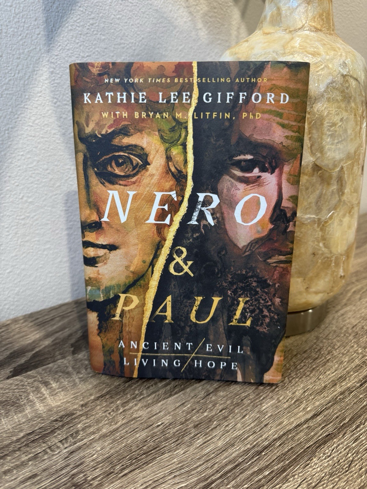 Nero & Paul Hardcover w/ Dust Jacket Kathie Lee Gifford Bryan Litfin 2020