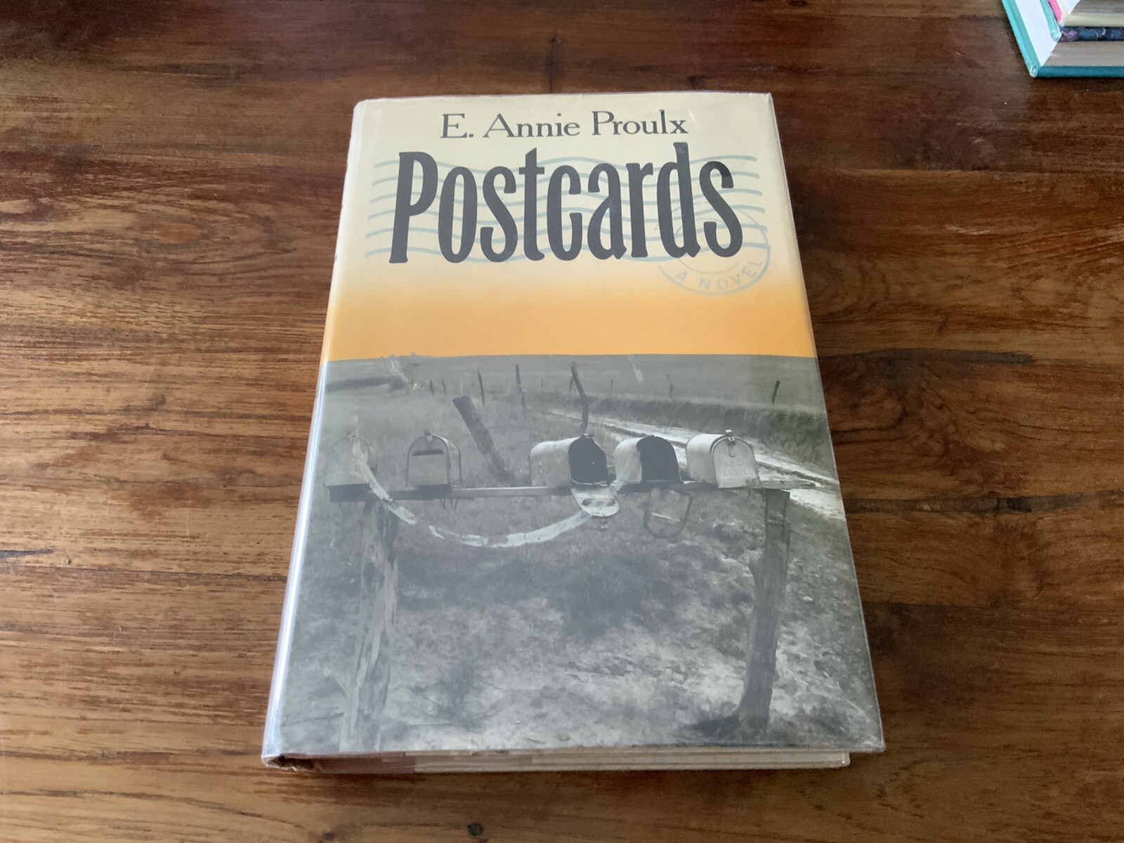 E Annie PROULX ~ POSTCARDS ~ 1st Printing First Edition ~ 1992