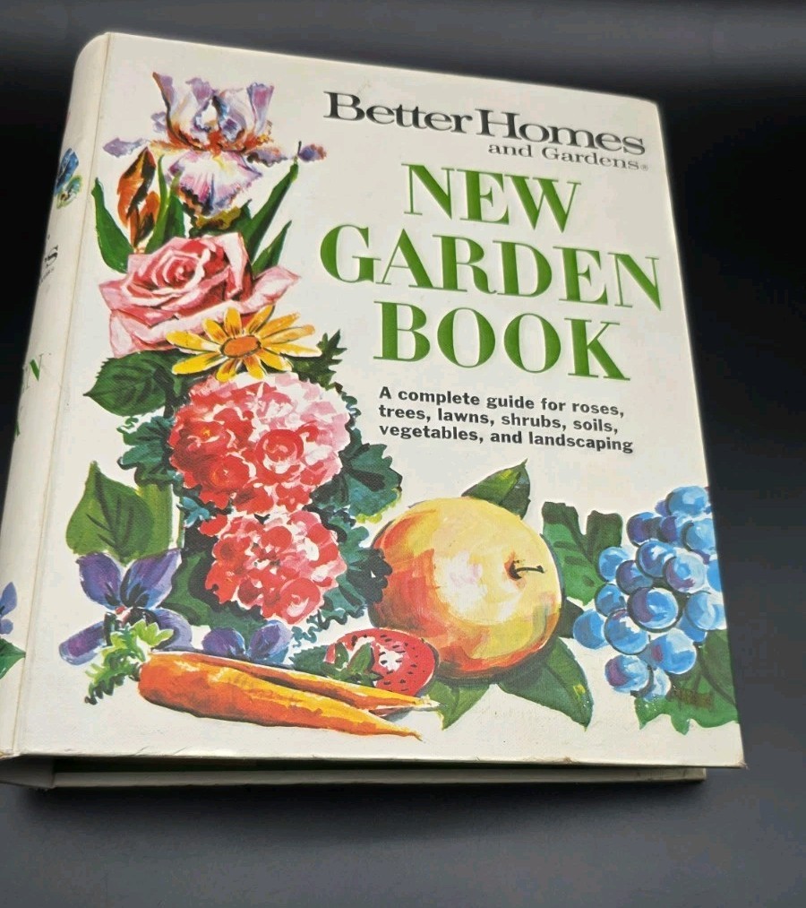 Vtg Better Homes and Gardens New Garden Book Binder 1968 2nd Edition Retro MCM