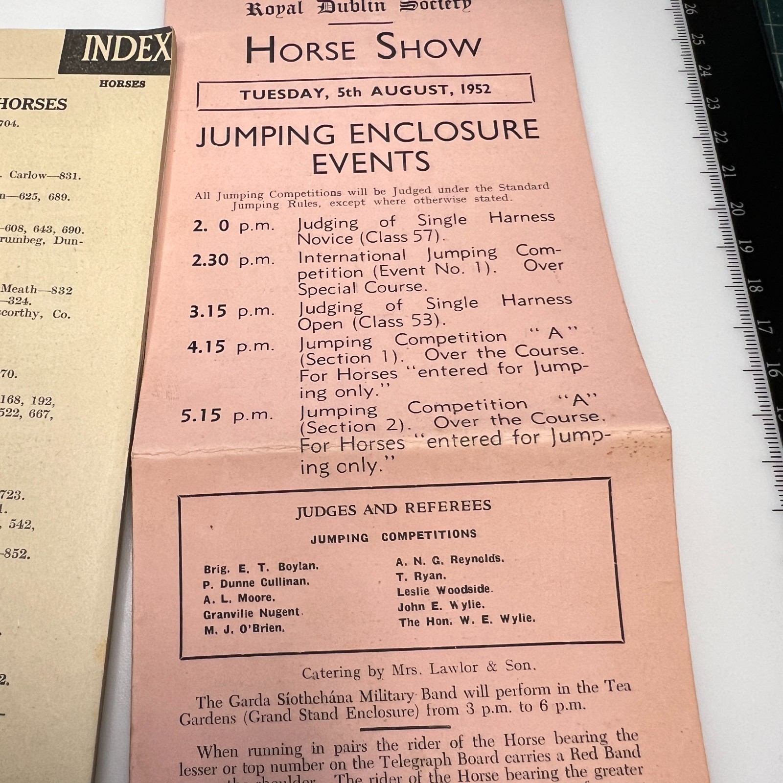 1952 Dublin Horse Show Official Catalogue & Jumping Enclosure Card