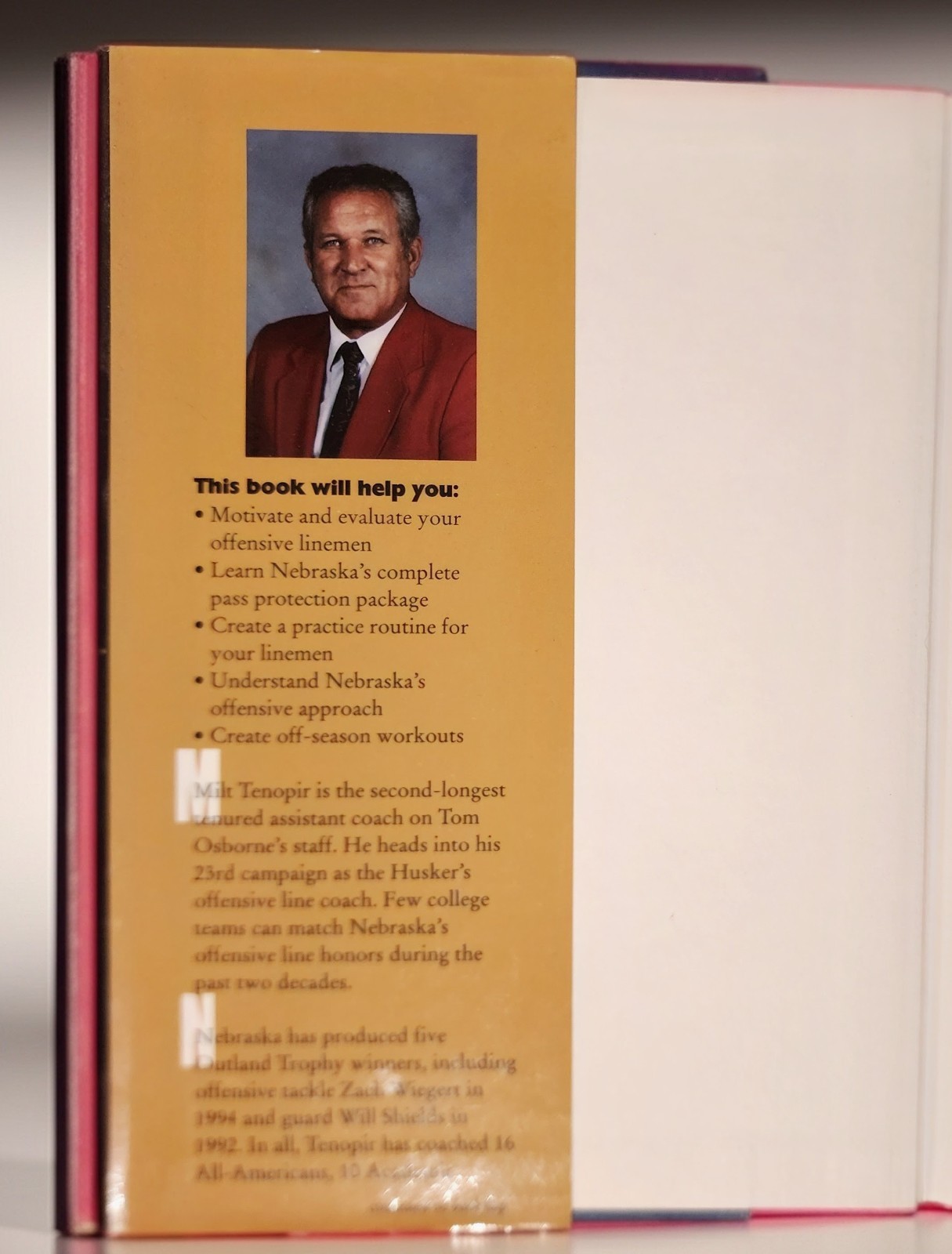 ​The Assembly Line Milt Tenopir Nebraska Cornhuskers Offensive Line Book RARE