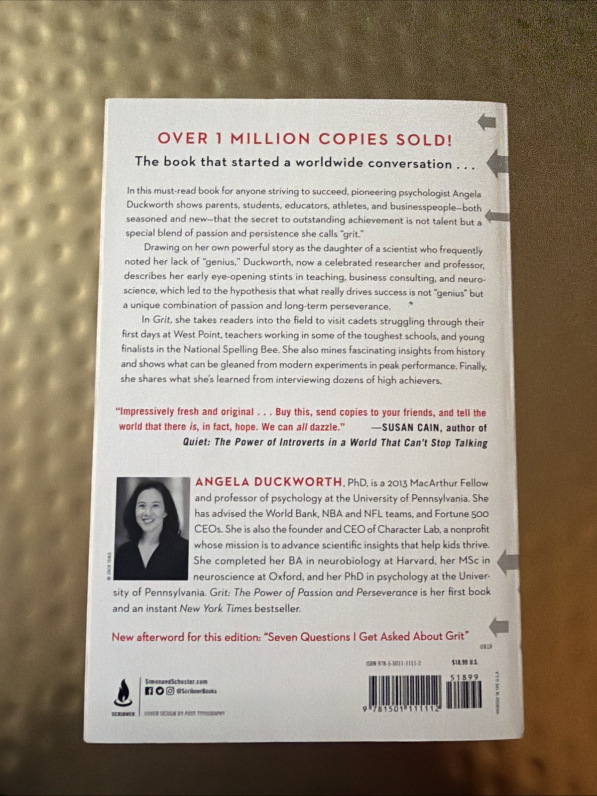 Grit : The Power of Passion and Perseverance by Angela Duckworth