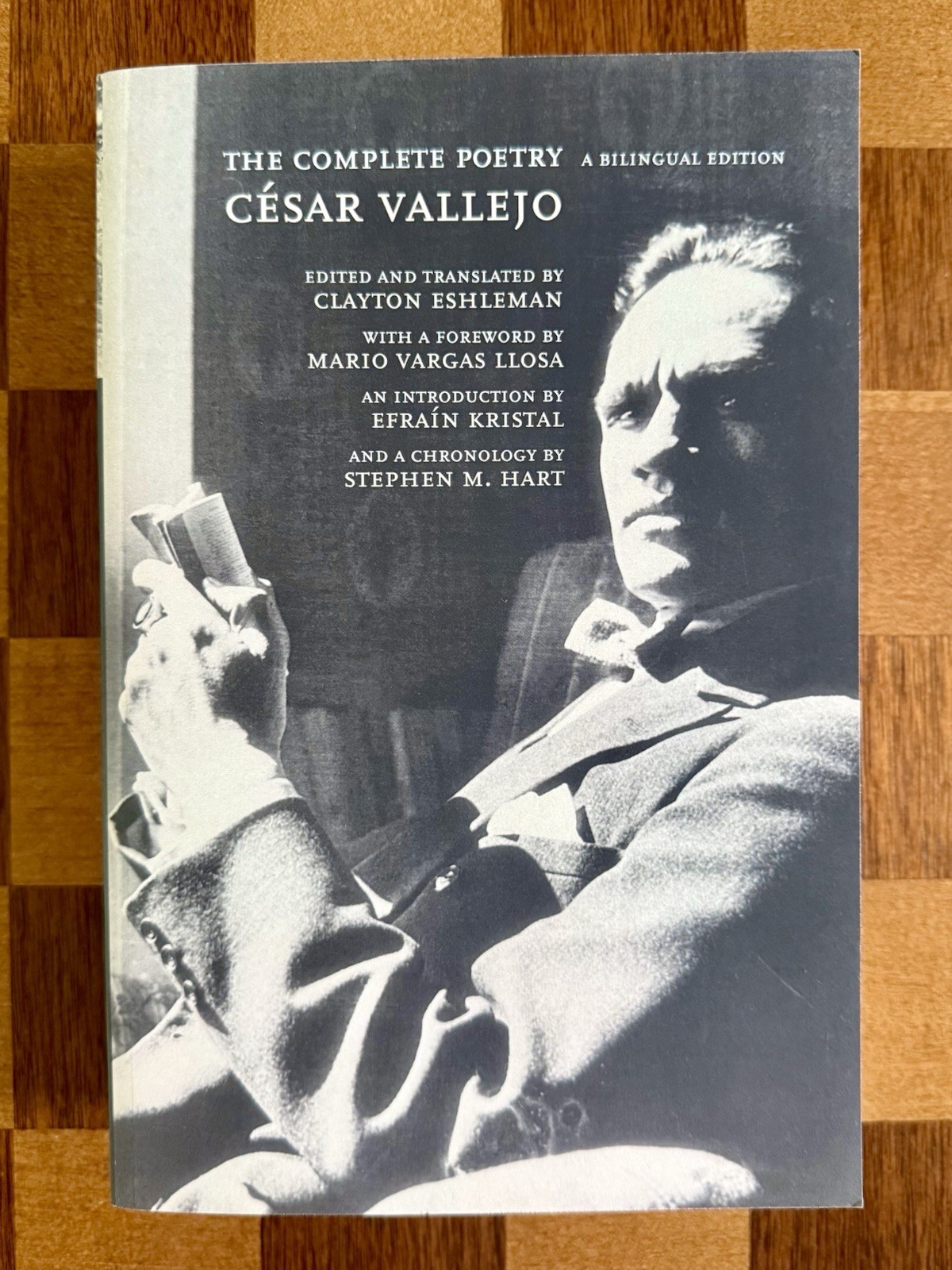 Complete Poetry: A Bilingual Edition by Cesar Vallejo