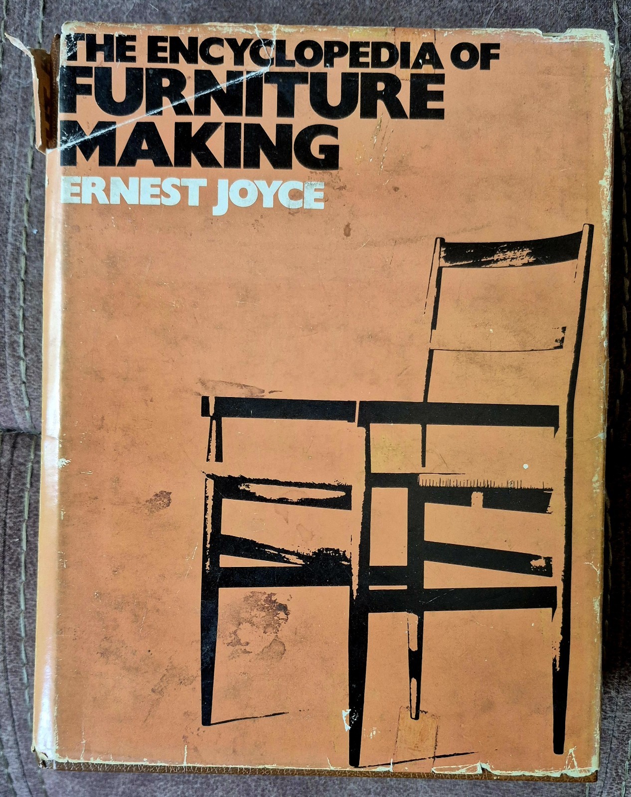 The Encyclopedia of Furniture Making by Ernest Joyce (HC, 1979) SEE DESCRIPTION
