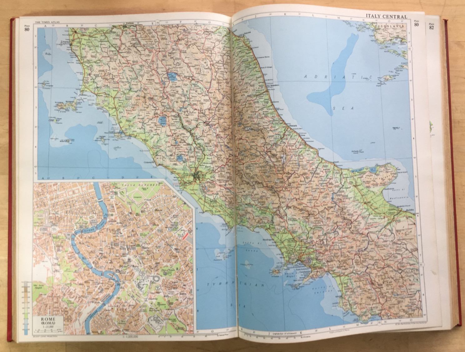 The Times Atlas of the World: Comprehensive Edition 1967 Hardcover Red Vintage