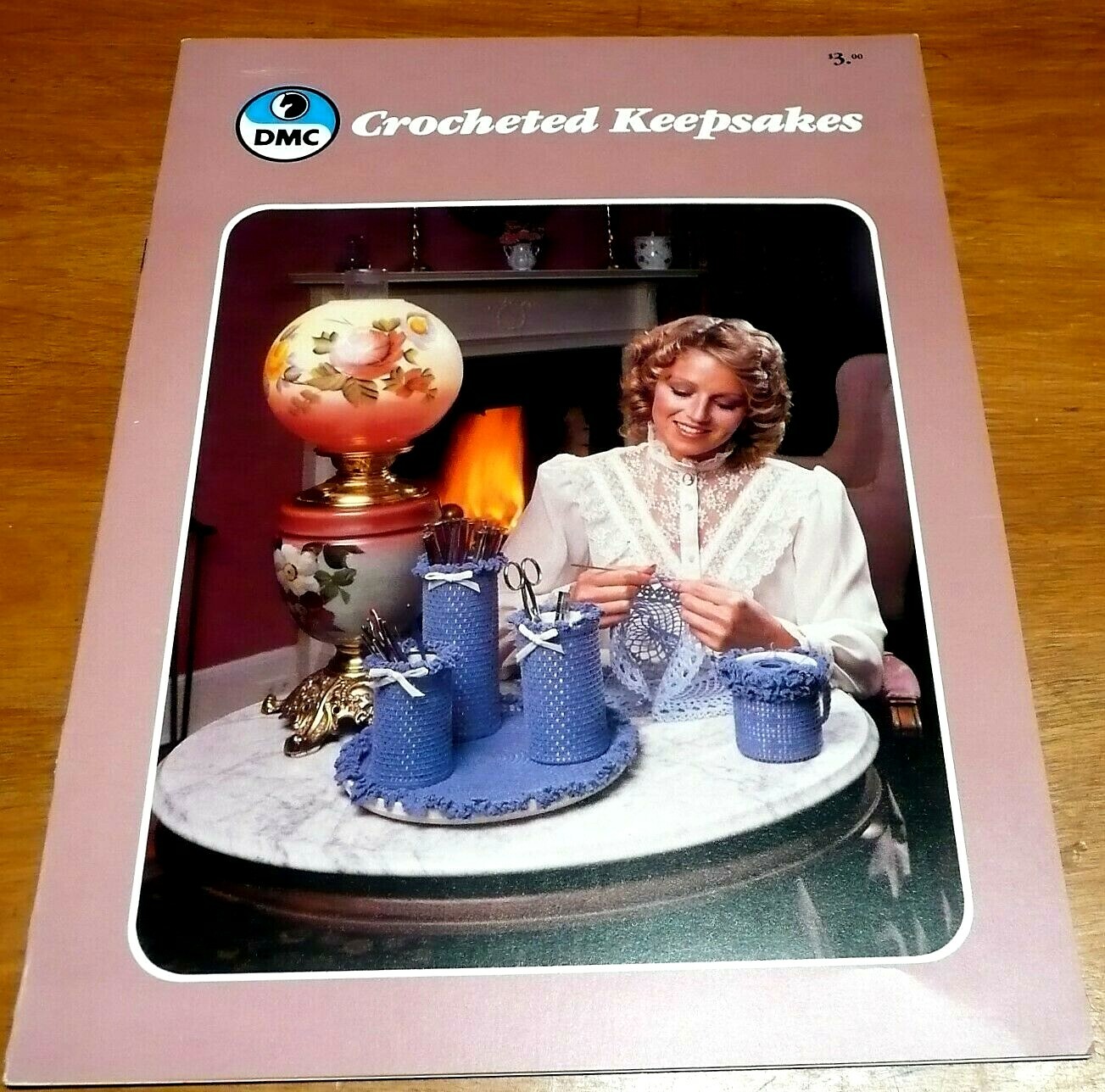 Vintage DMC Crocheted Keepsakes Pattern Leaflet 1981 VGC yardstick cover / tote