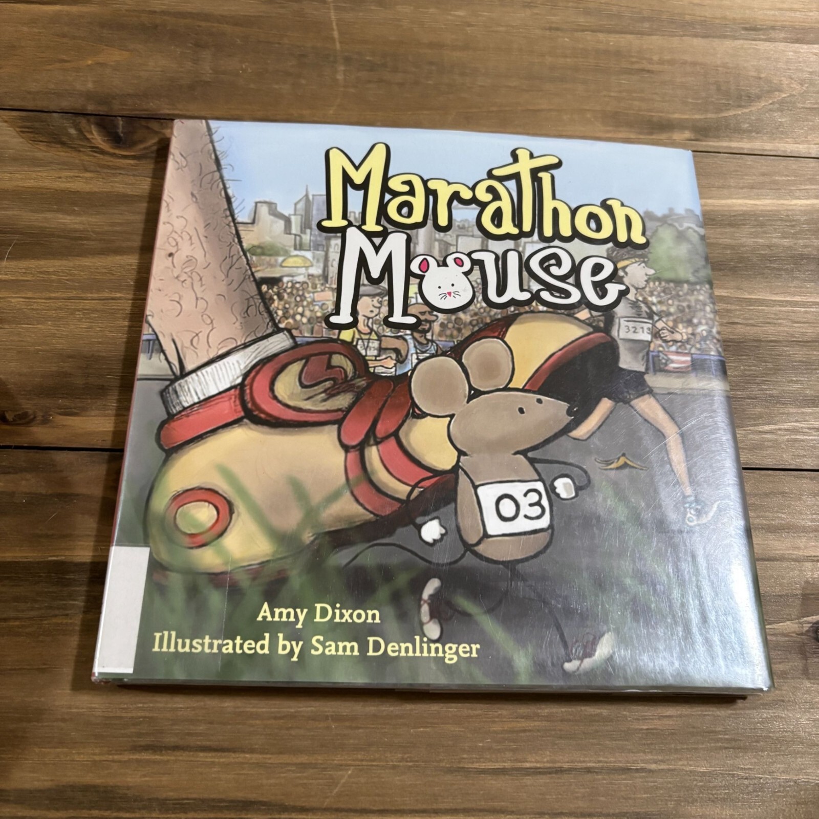 Marathon Mouse HC Amy Dixon- Library Copy- Good