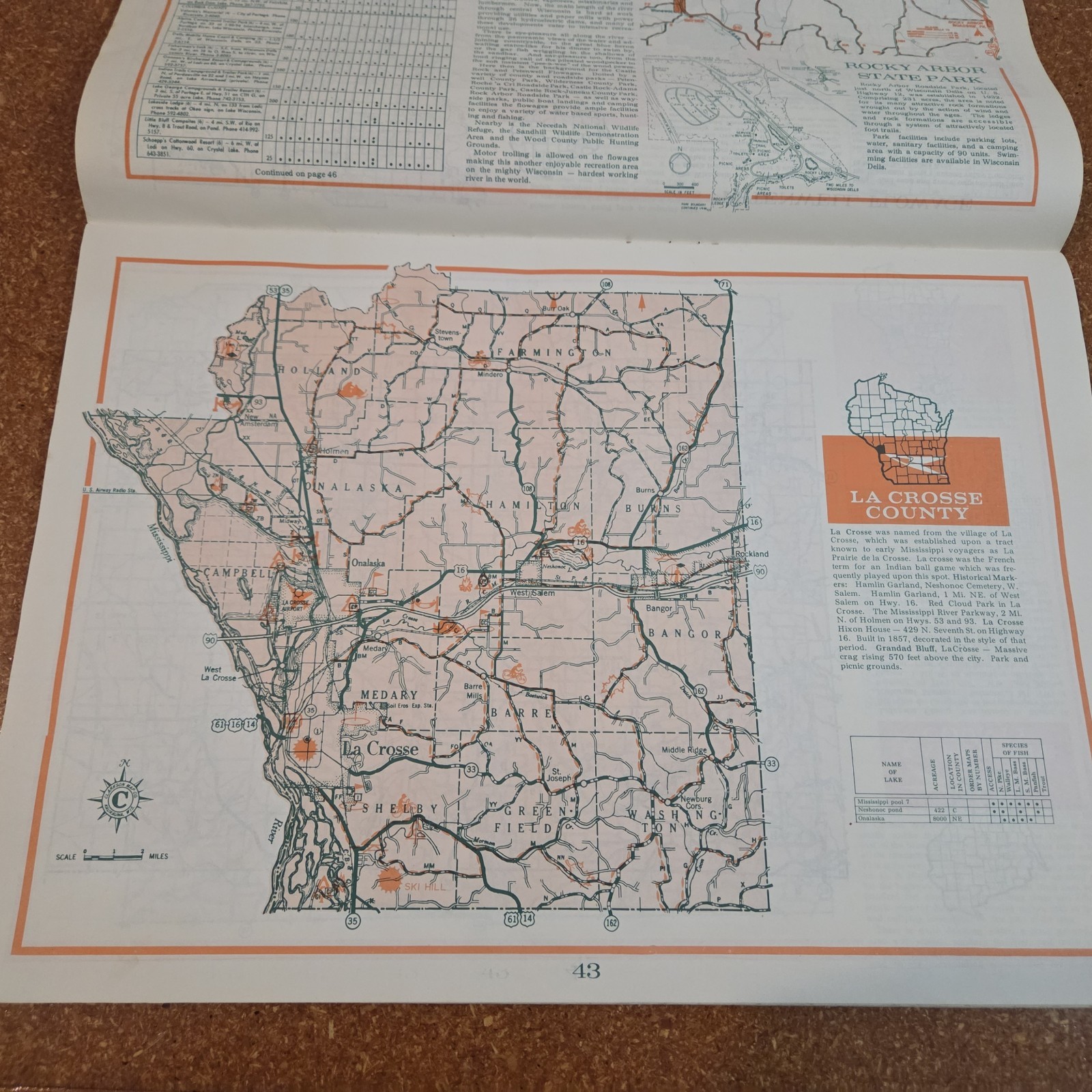 VINTAGE WISCONSIN FAMILY FUN VACATION GUIDE BOOKLET 16″ X 12″ –  1950s VGC