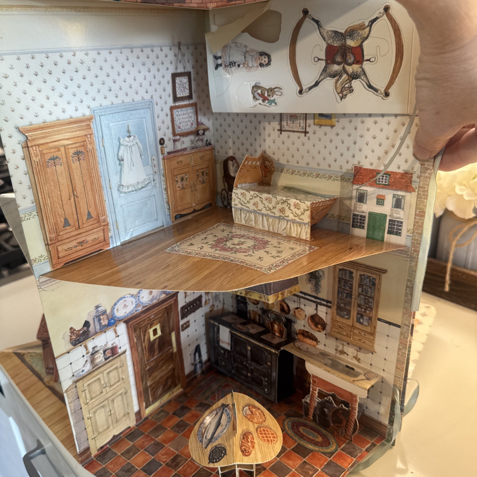 VINTAGE 1995 THREE DIMENSIONAL EDWARDIAN DOLL HOUSE POP-UP 3D PLAY HOUSE BOOK