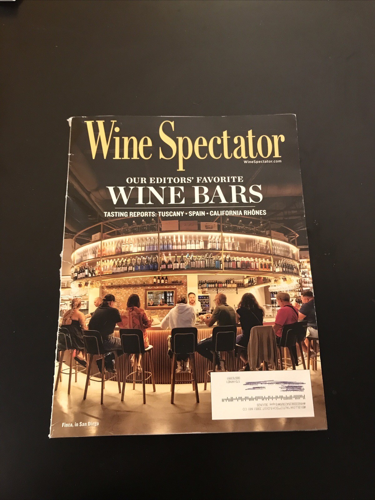 NEW WINE SPECTATOR MAGAZINE OCT 15 & 31, 2025 OUR EDITORS‘ FAVORITE WINE BARS