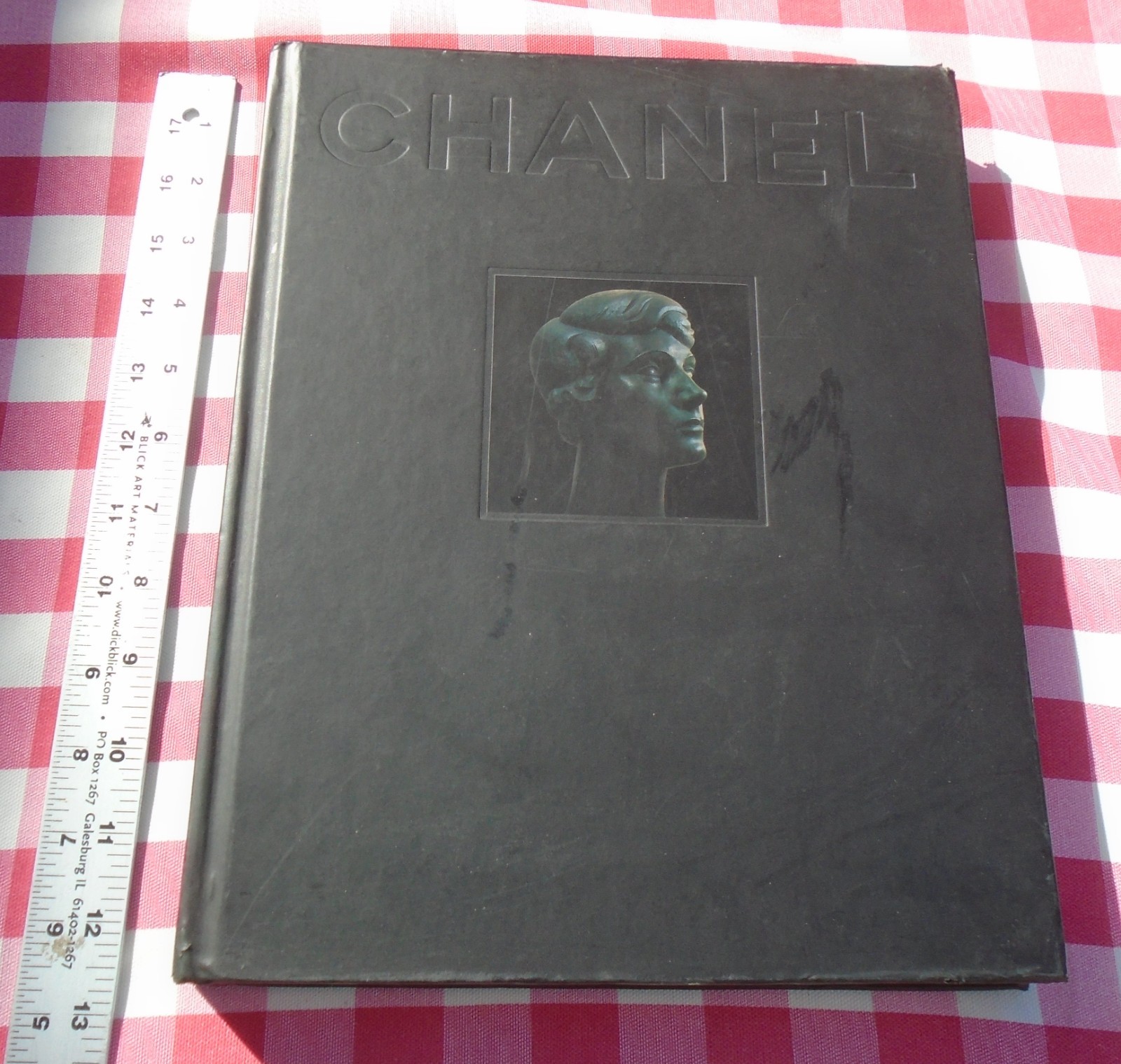 Chanel: A Fashionable History By Jean Leymarie Hardcover