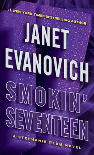 Smokin‘ Seventeen (Stephanie Plum) – Mass Market Paperback – VERY GOOD