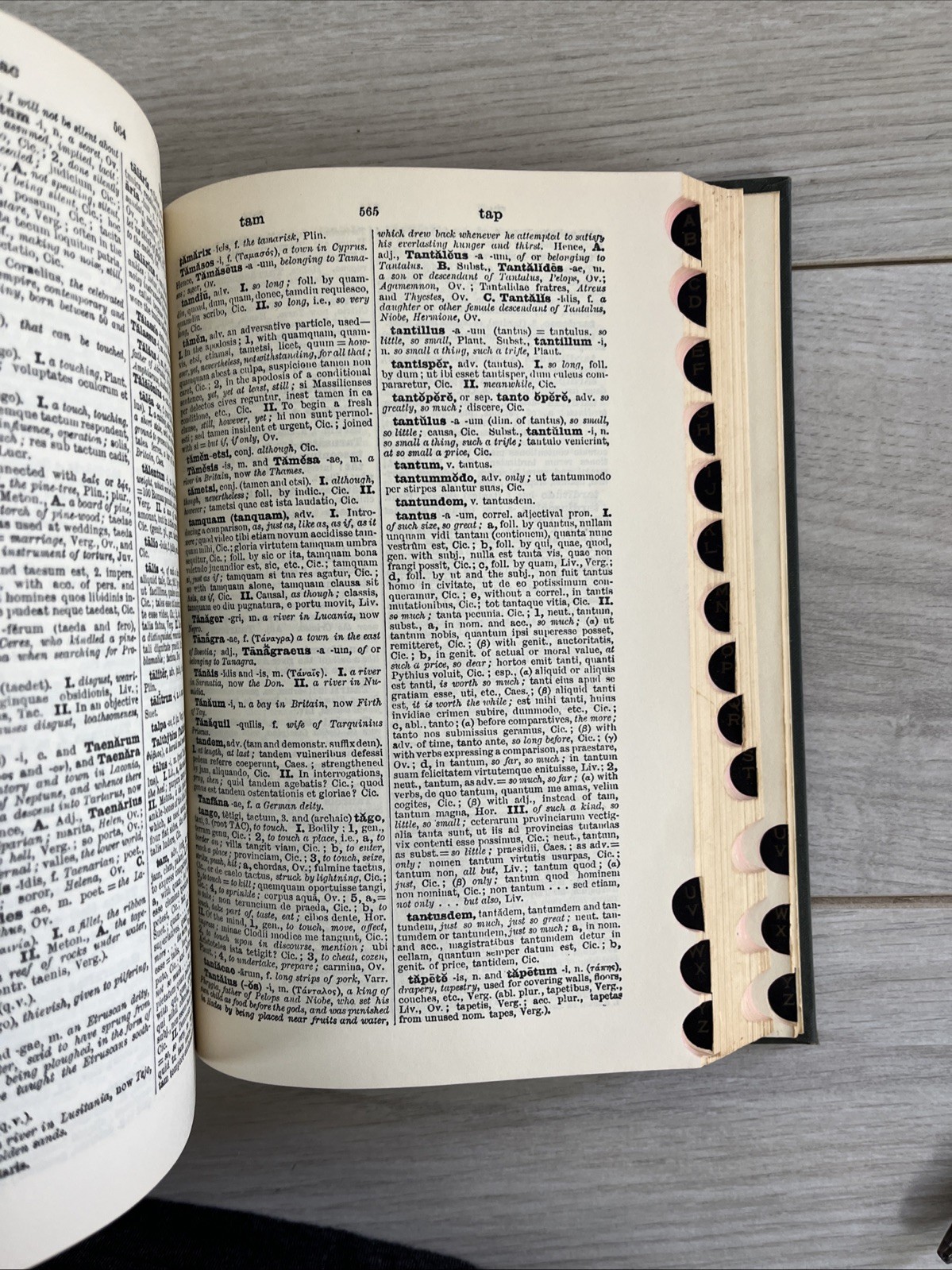 Vintage Cassell’s Latin-English and English-Latin Dictionary Funk & Wagnalls K1