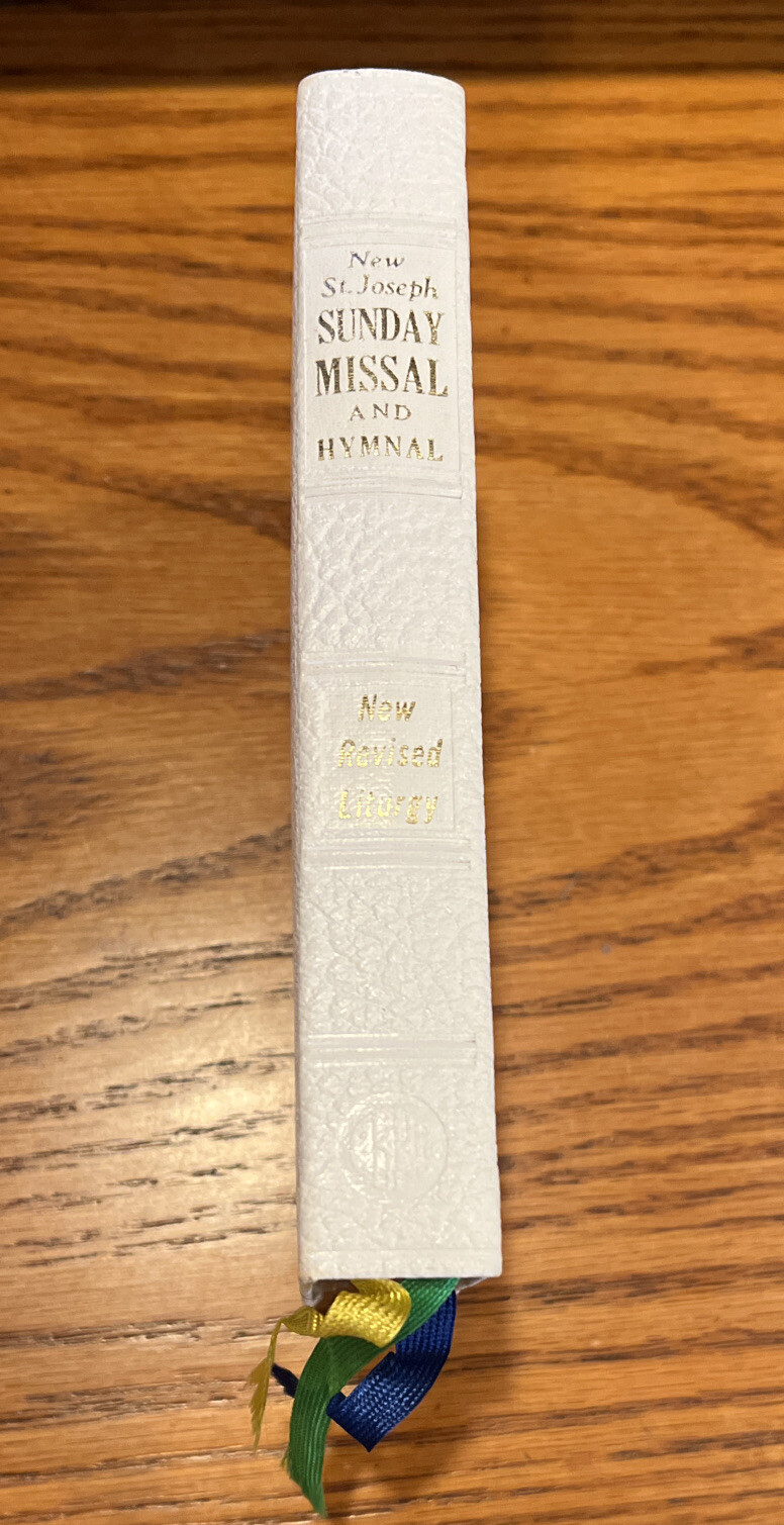 New Saint Joseph Sunday Missal & Hymnal Liturgy T-820 Gilded Gold White 1967