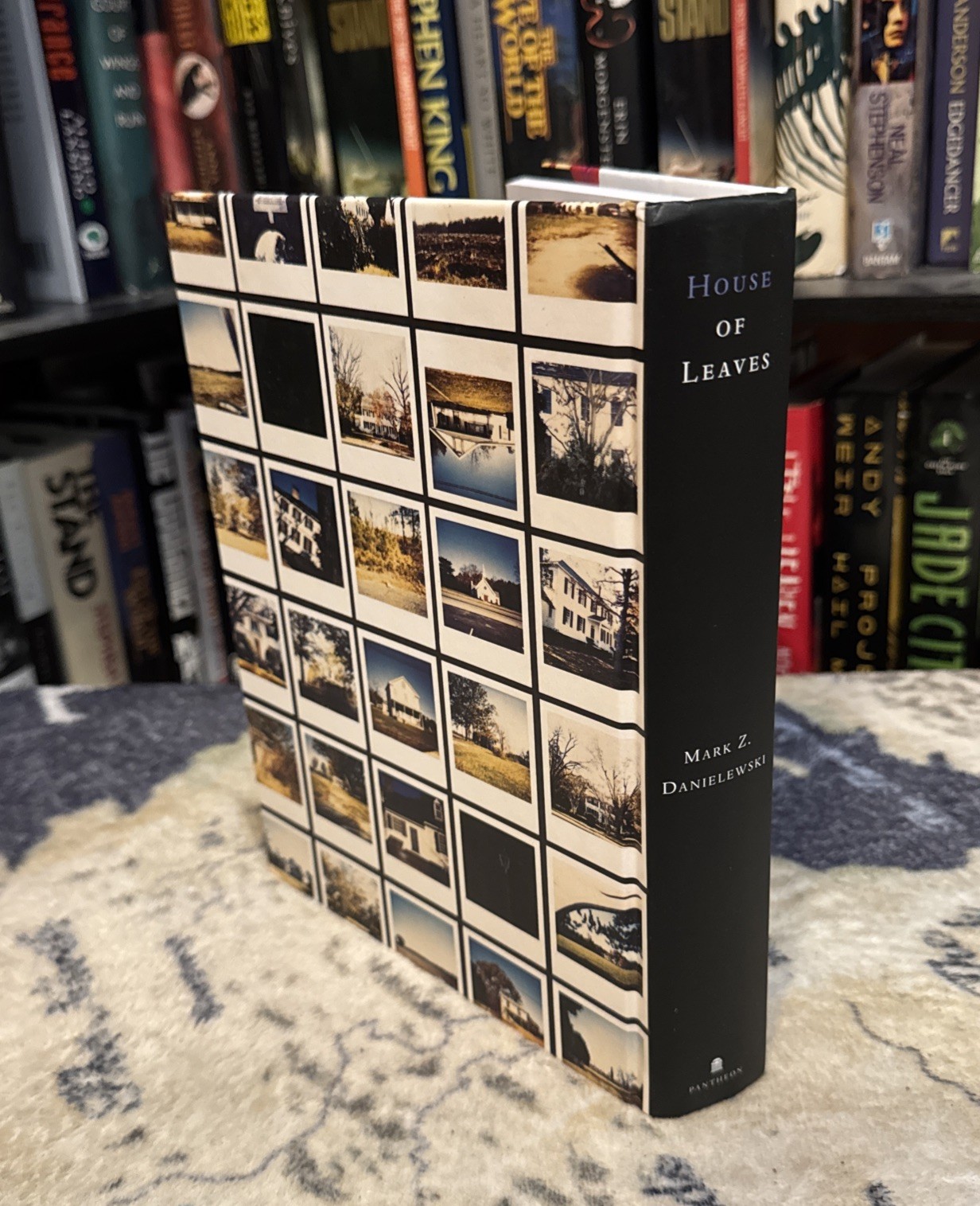 House of Leaves Full-Color by Mark Z. Danielewski (Hardcover) VG+, MAILS FAST