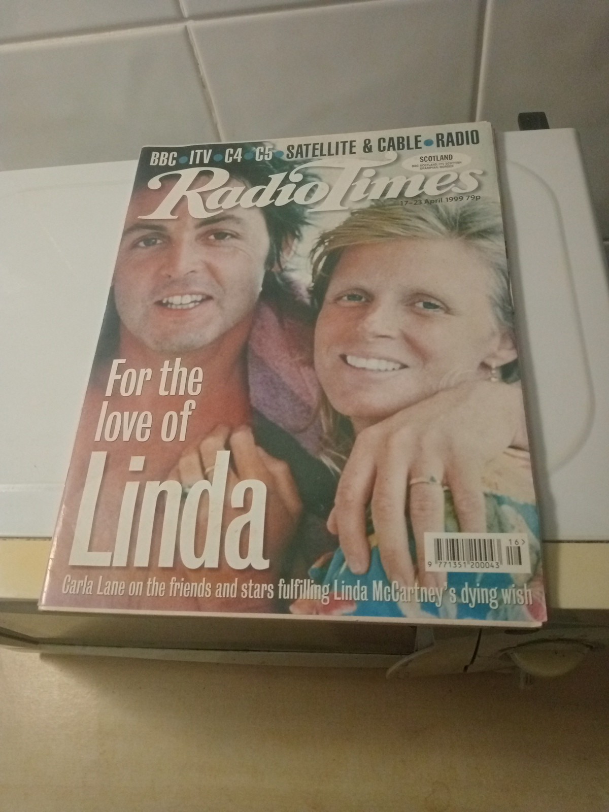 Radio Times 17-23 April 1999 Linda McCartney, Pete Postlethwaite