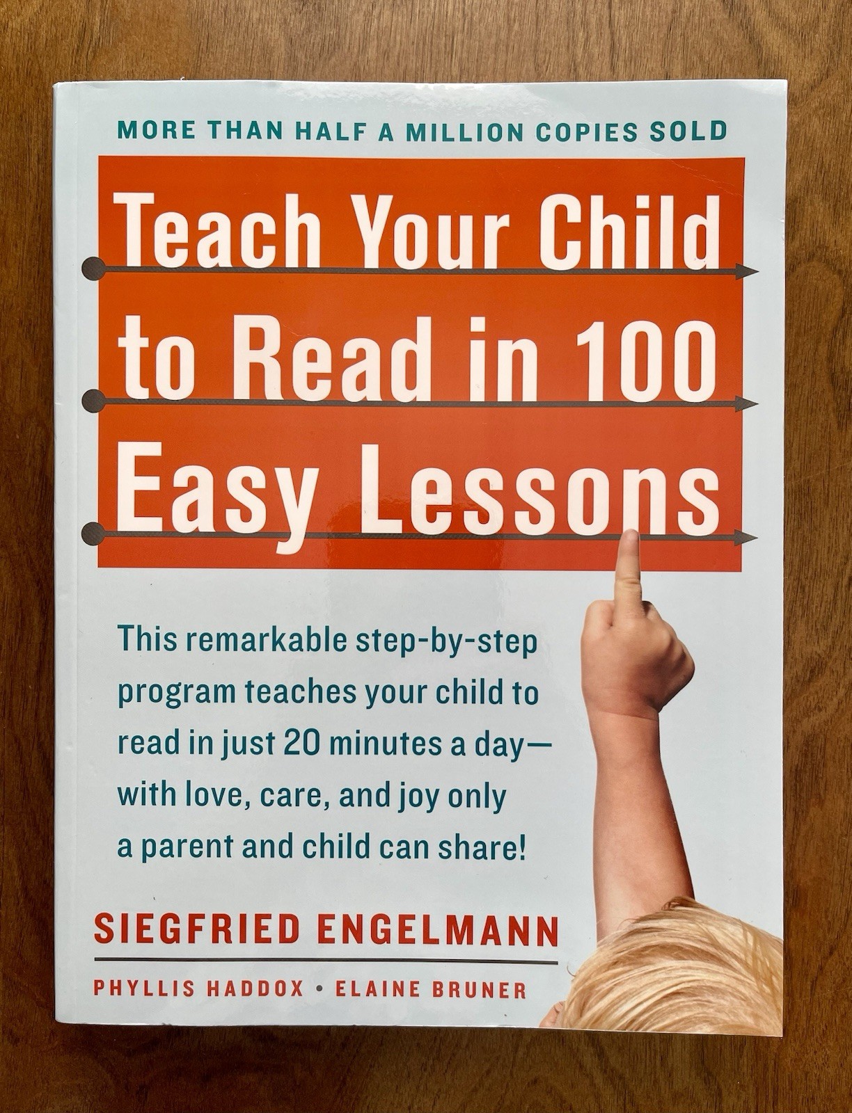 Teach Your Child to Read in 100 Easy Lessons : Revised and Updated Second…