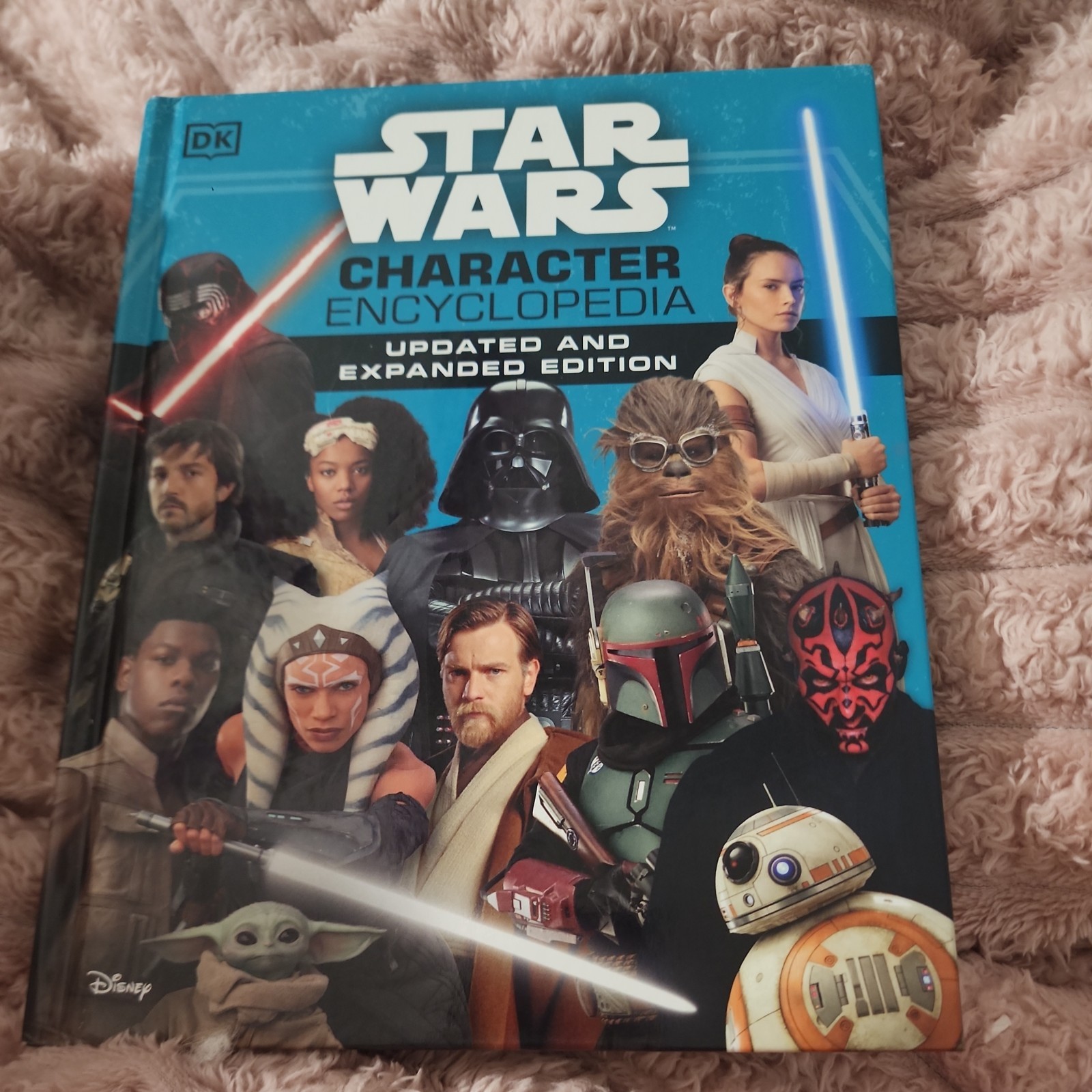 Star Wars Character Encyclopedia, Updated and Expanded Edition by Amy Richau,…