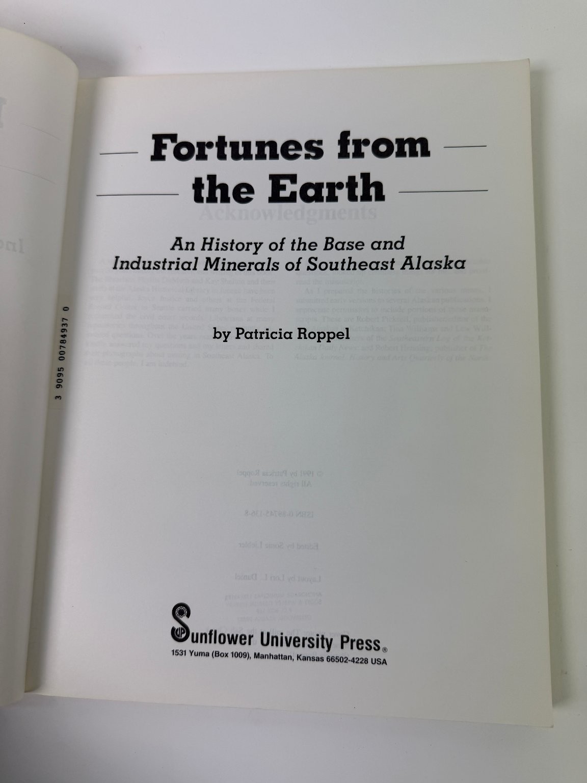 Fortunes from the Earth Patricia Roppel 1991 Alaska Mining History Minerals