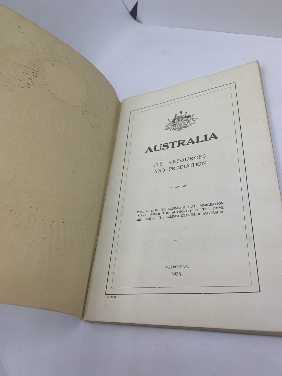 Australia Its Resources and Production 1925 110 Pages, Photos & Illustrations