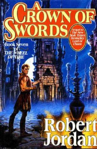 A Crown of Swords (The Wheel of Time, Book 7) – Hardcover – GOOD