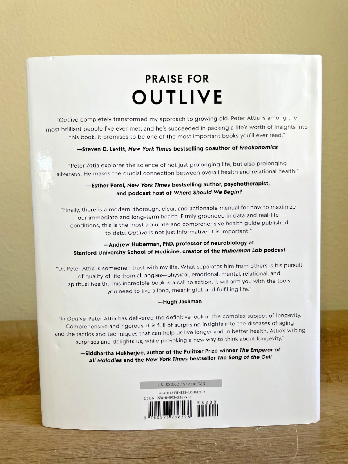 Outlive: The Science and Art of Longevity, Peter Attia, VERY GOOD Free Shipping