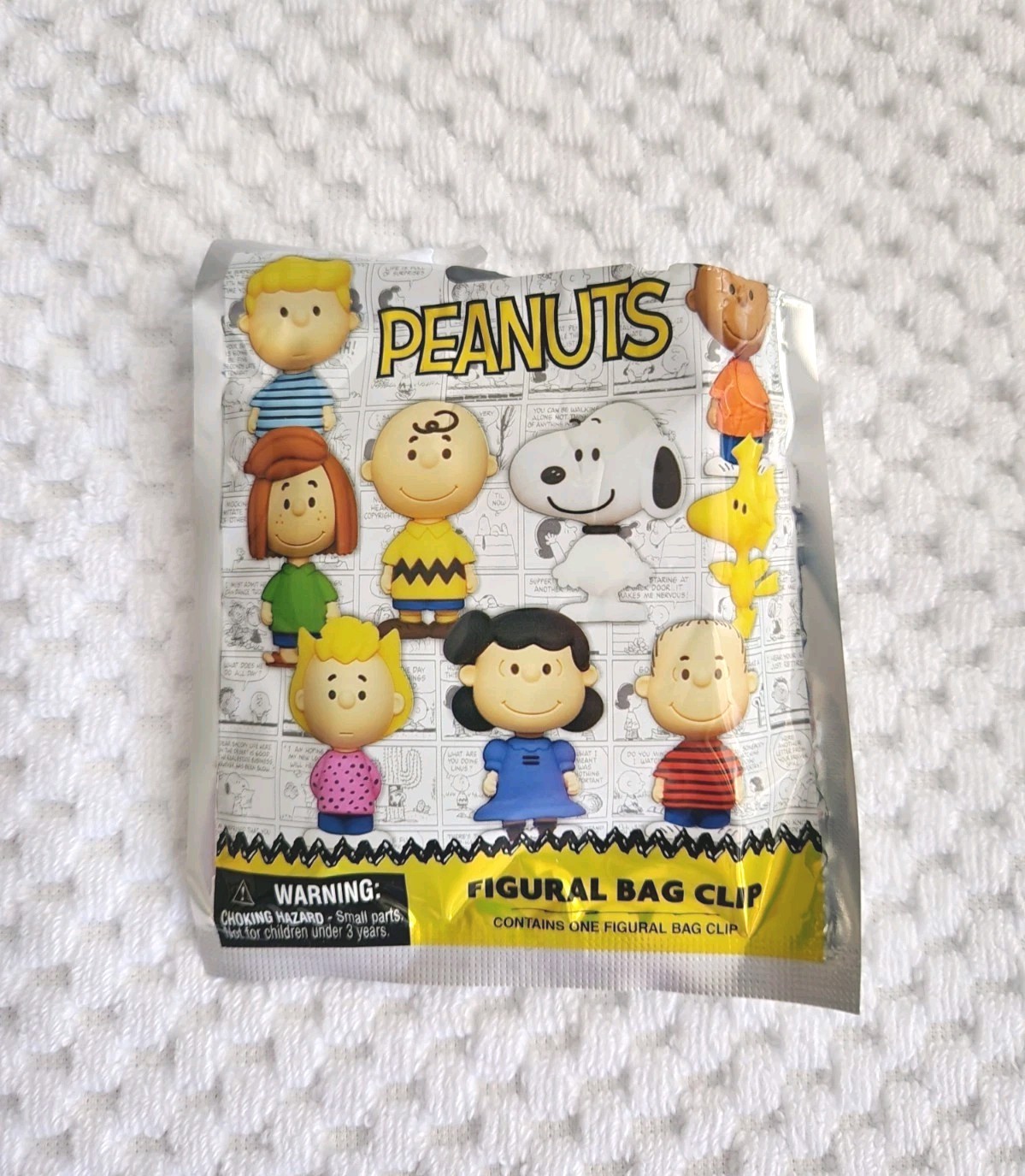 Penny Press Great Big Book of Peanuts, Vol 7, 2025, 10.75in; Linus Bag Clip,2024