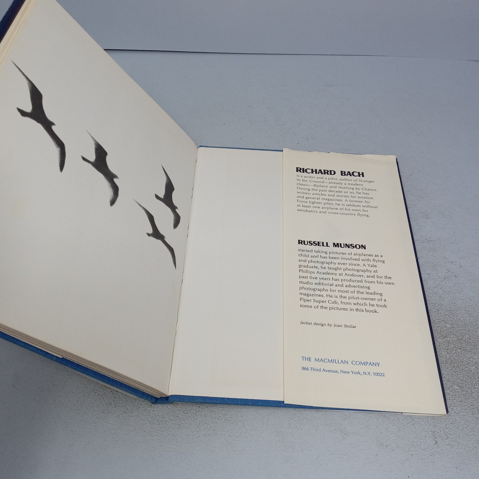 Jonathan Livingston Seagull 1970 The Macmillan Company Hardcover by Richard Bach