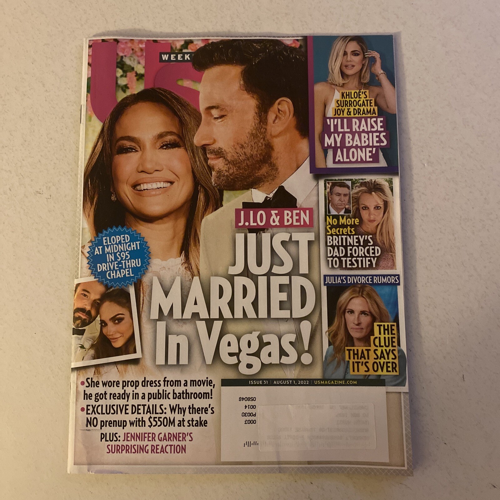 US WEEKLY MAGAZINE. – AUGUST 1, 2022 – J.LO & BEN JUST MARRIED IN VEGAS! 48 PAGE