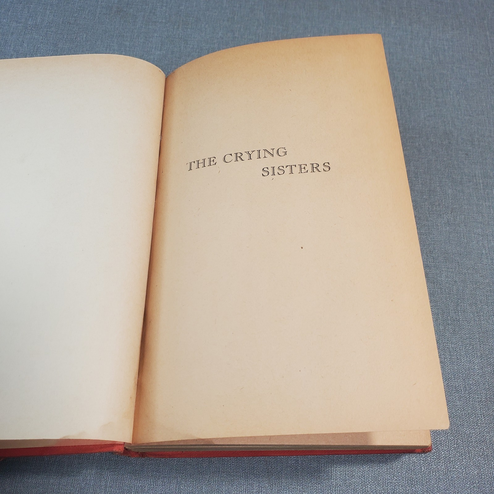 The Crying Sisters Mabel Seeley 1939 Mystery Suspense Grosset & Dunlap