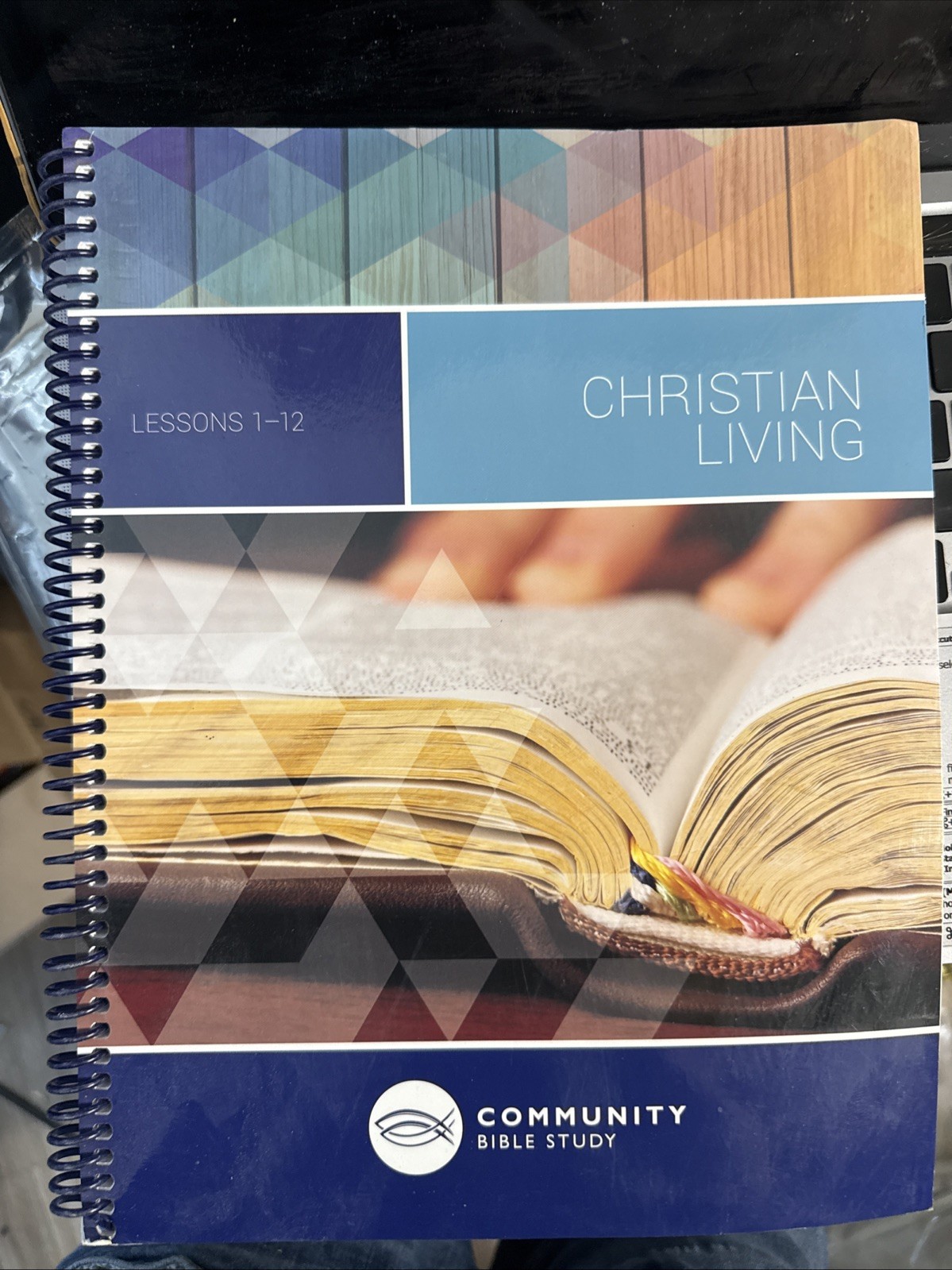 Community Bible Study Lesson 1-12 Christian Living (i3)