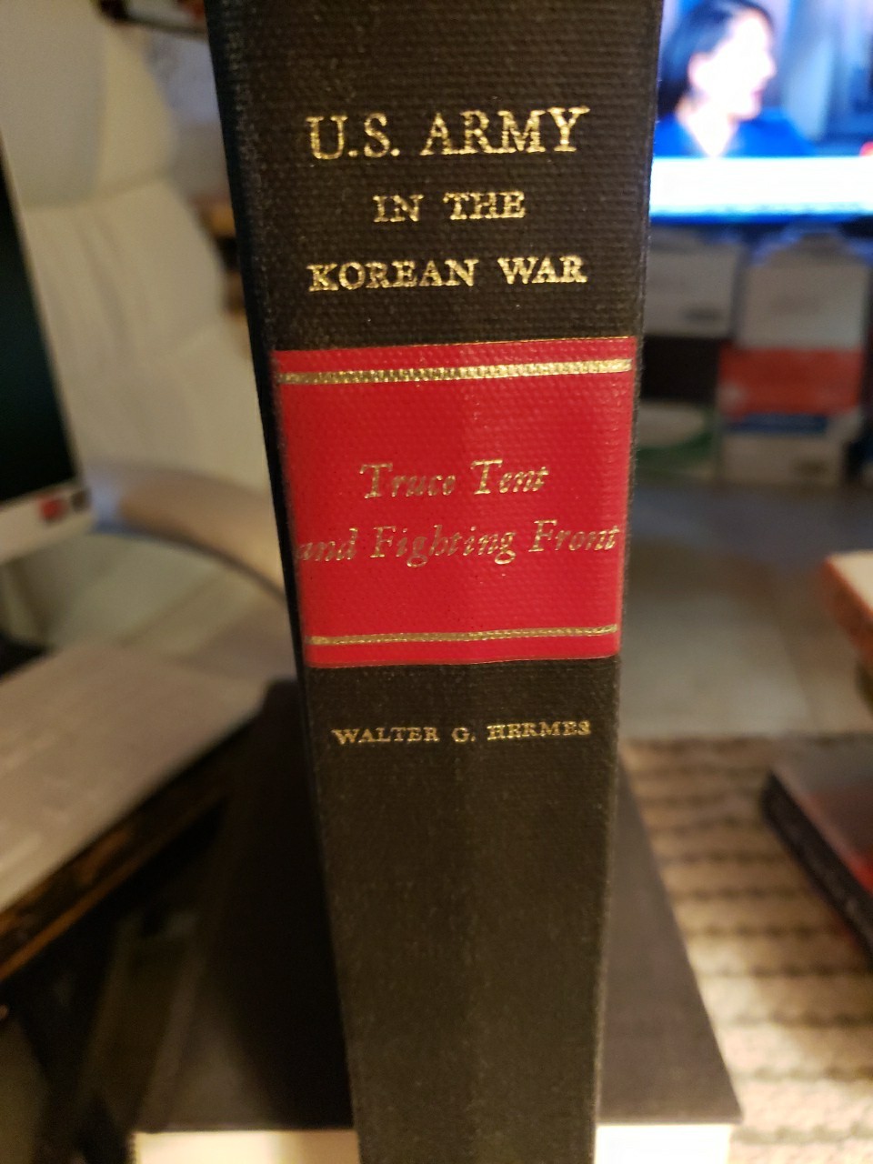 US Army in Korean War: BB296 )