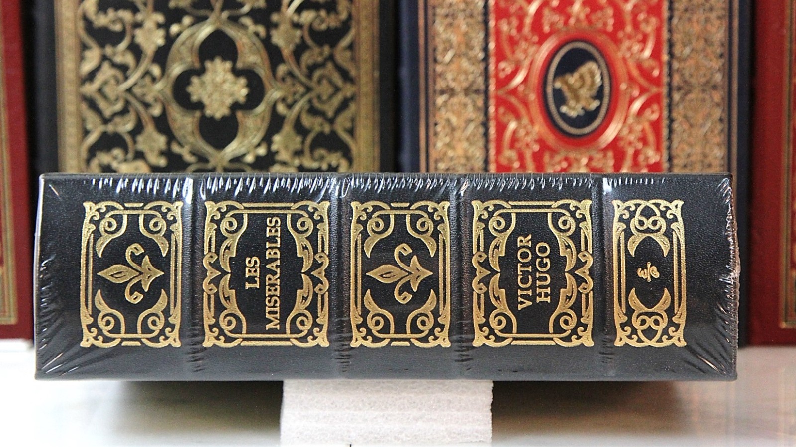 LES MISERABLES – VICTOR HUGO – Easton Press – 100 Greatest – SEALED w/ BOX